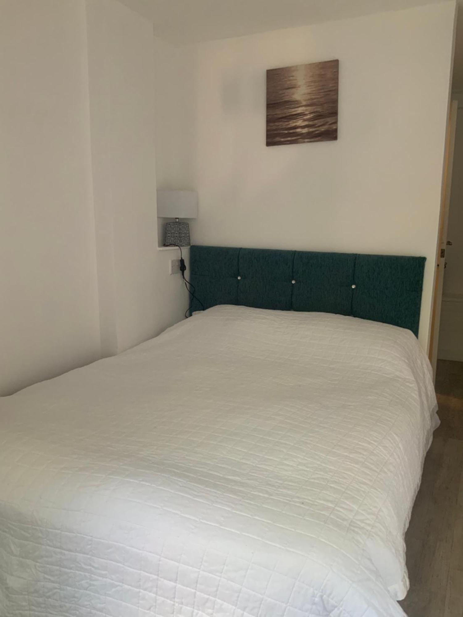 Self Contained Rooms In Central Torquay Extérieur photo